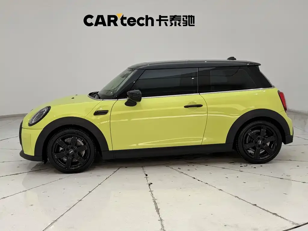 MINI MINI 2023 1.5T COOPER Artist — Фото автомобиля 8