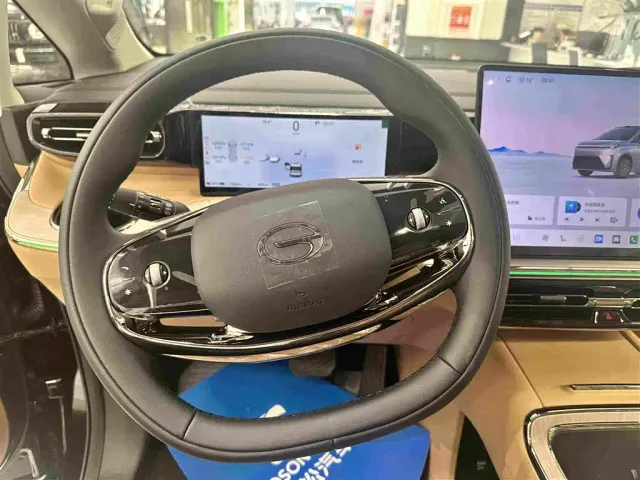 GAC Trumpchi E8 — Фото автомобиля 8