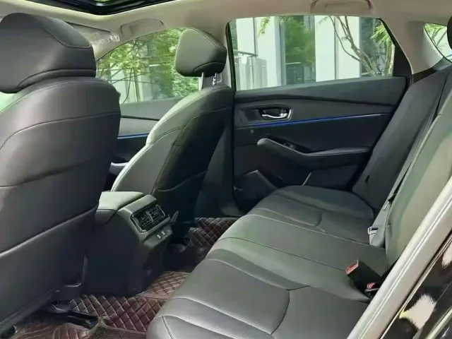 Honda Accord — Фото автомобиля 6