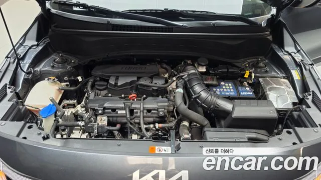 Kia Seltos Новый Seltos Бензин 1.6 турбо 2WD — Фото автомобиля 2