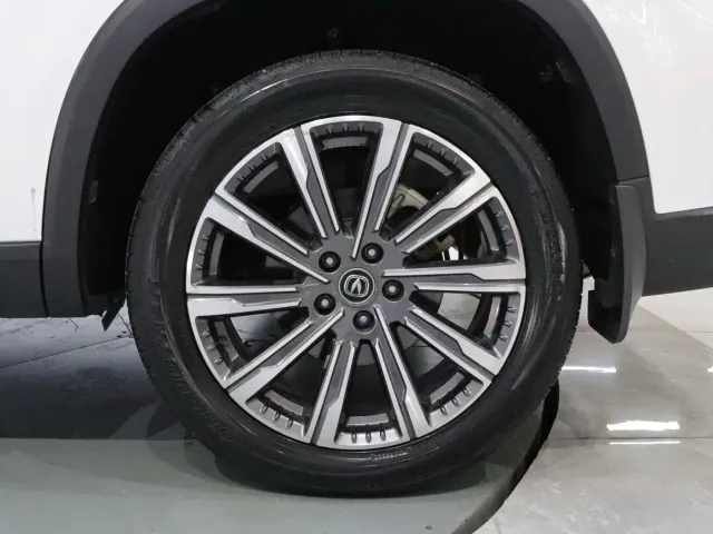 Changan CS75 Plus — Фото автомобиля 20