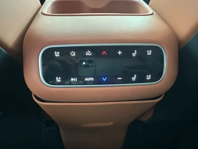 Leapmotor C16 — Фото автомобиля 13