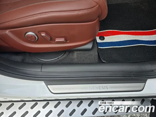 Genesis GV80 2.5T Бензин AWD — Фото автомобиля 4