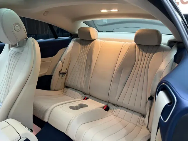 Mercedes-Benz E-Class — Фото автомобиля 9