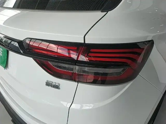 Geely Binyue — Фото автомобиля 7