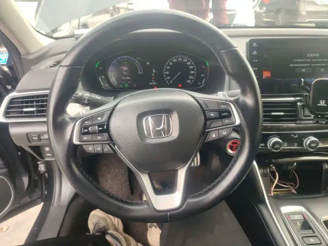 Honda Accord — Фото автомобиля 7