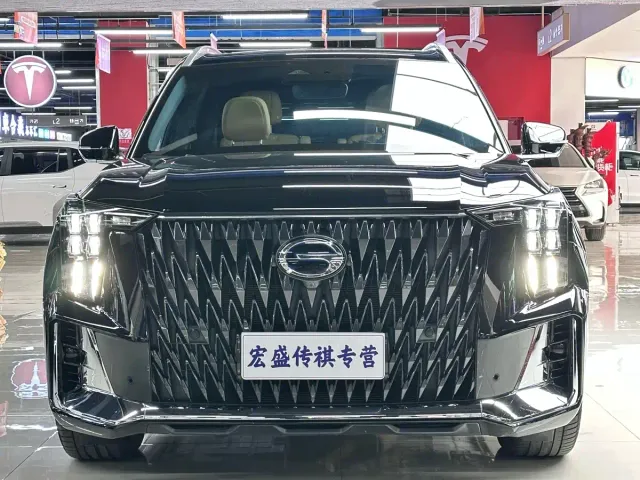 GAC Trumpchi GS8 — Фото автомобиля 3