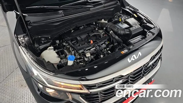 Kia Seltos Новый Seltos Бензин 1.6 турбо 2WD — Фото автомобиля 2