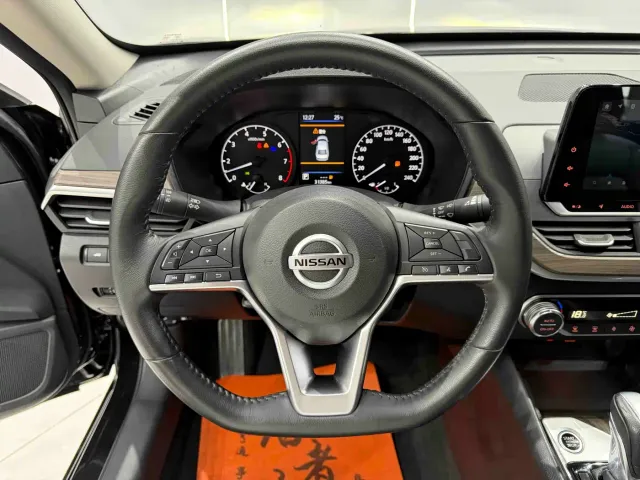 Nissan Teana — Фото автомобиля 11