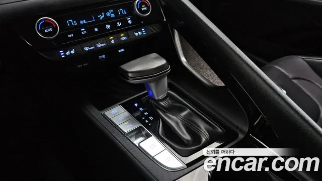 Hyundai Avante CN7 — Фото автомобиля 9