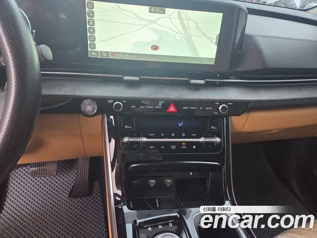 Kia Carnival Generation 4 — Фото автомобиля 9