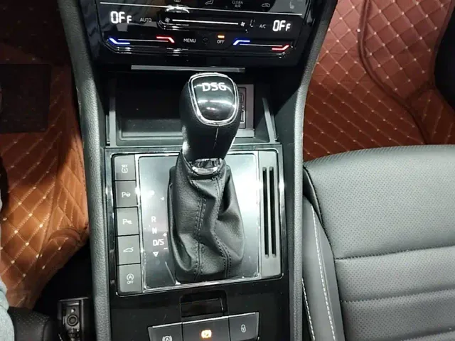 Skoda Superb — Фото автомобиля 13