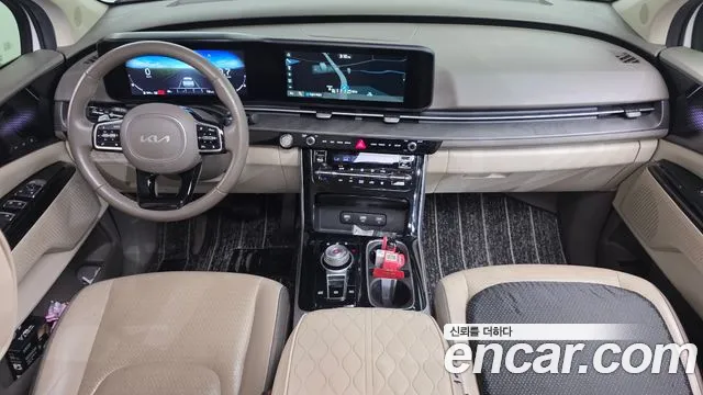 Kia Carnival Generation 4 — Фото автомобиля 7
