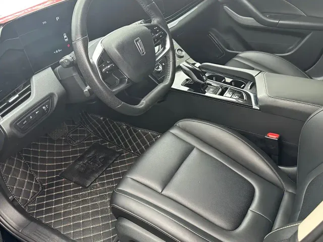 Bestune B70 — Фото автомобиля 3