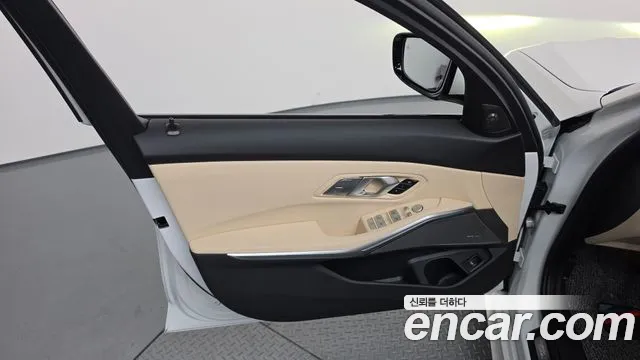 BMW 3-Series 3 серия (G20) 320i M Sport — Фото автомобиля 21