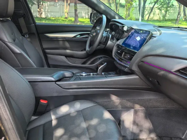 Cadillac CT5 — Фото автомобиля 8