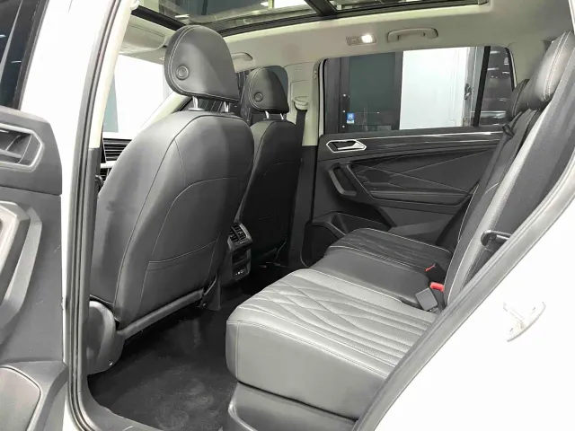 Volkswagen Tiguan L — Фото автомобиля 17