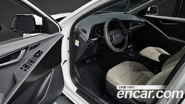 Kia Niro The All New Niro Prestige — Фото автомобиля 10