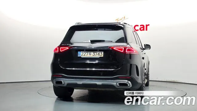 Mercedes-Benz GLE-Class — Фото автомобиля 4
