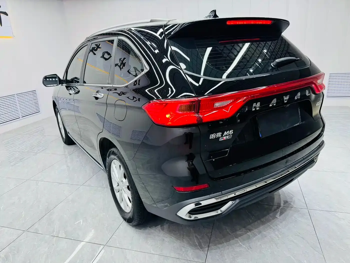 Haval Haval M6 2021 PLUS 1.5T DCT Luxury Smart Connect — Фото автомобиля 6