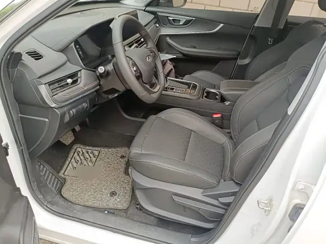 Chery Tiggo 8 — Фото автомобиля 14