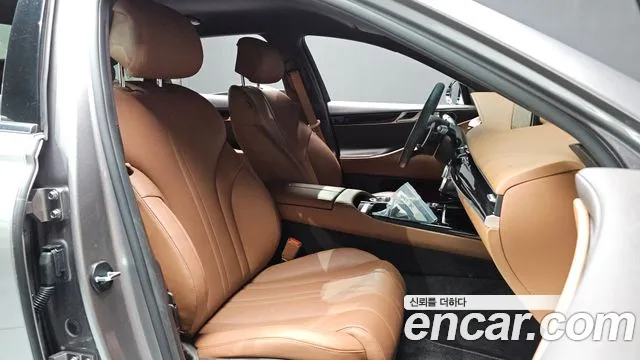 Genesis G80 RG3 — Фото автомобиля 16
