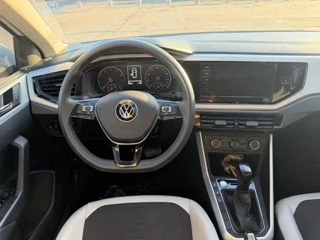 Volkswagen Polo — Фото автомобиля 8