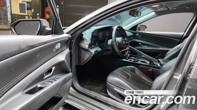 Hyundai AVANTE Avante (CN7) — Фото автомобиля 10