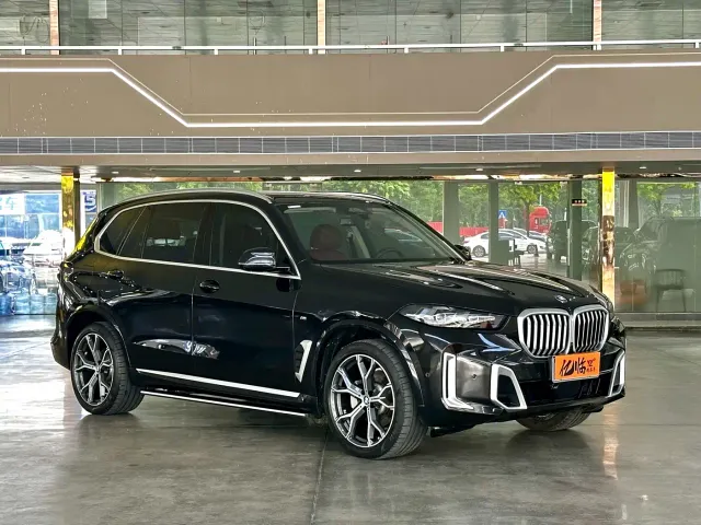 BMW X5 — Фото автомобиля 3