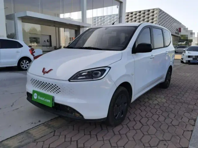 Фотография автомобиля — Wuling Hongguang