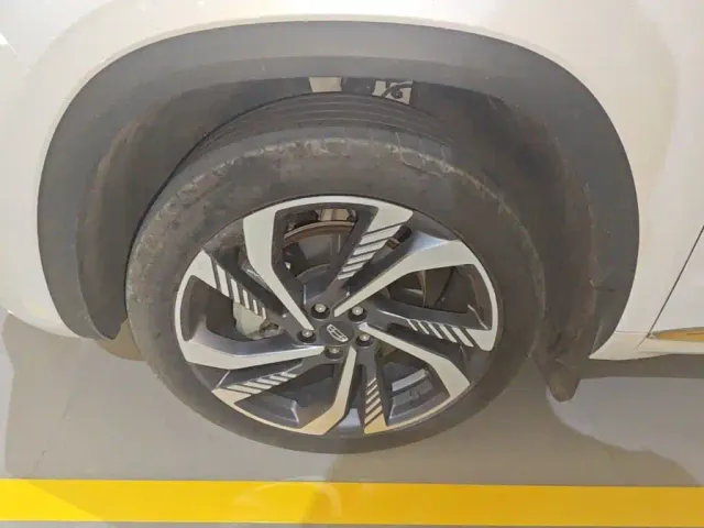Geely Xingyue L — Фото автомобиля 22