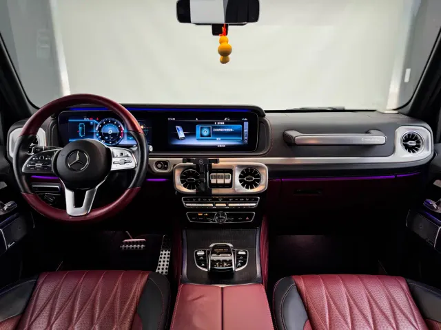 Mercedes-Benz G-Class — Фото автомобиля 17
