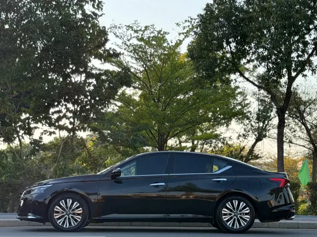 Nissan Teana — Фото автомобиля 7