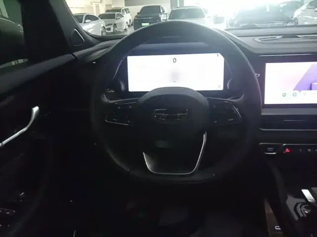 Geely Xingyue L — Фото автомобиля 10