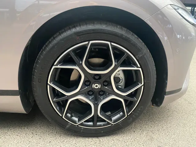 Changan Qiyuan A07 — Фото автомобиля 4
