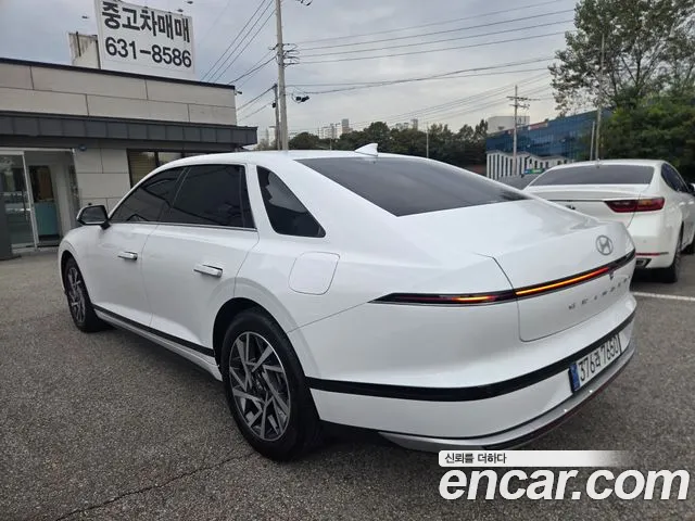 Hyundai Grandeur GN7 — Фото автомобиля 6