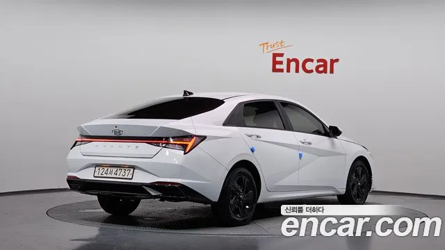 Hyundai AVANTE Avante (CN7) — Фото автомобиля 2