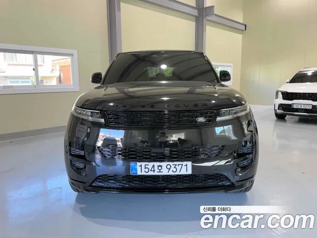 Фотография автомобиля — Land Rover Range Rover Sport Generation 3