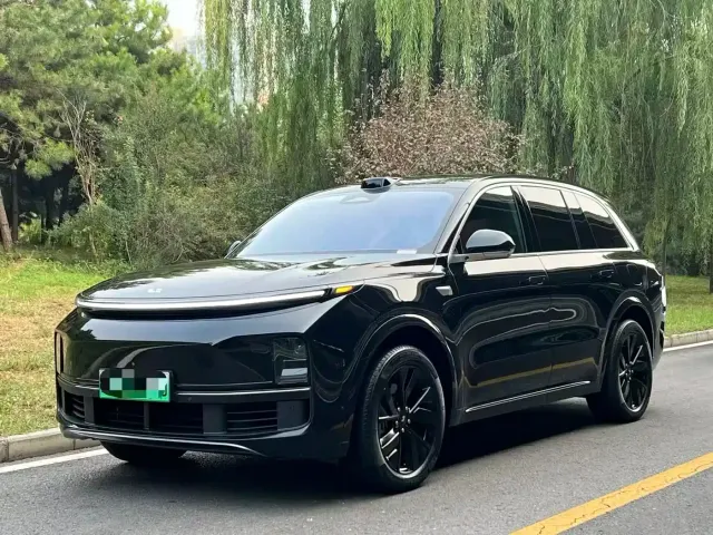 Фотография автомобиля — Li Auto L8