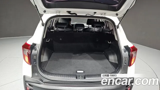 Kia Seltos New — Фото автомобиля 20