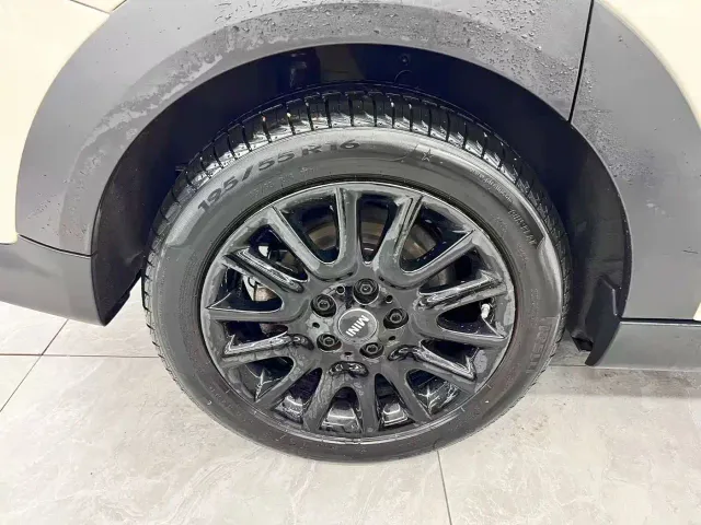 MINI Hatch — Фото автомобиля 22