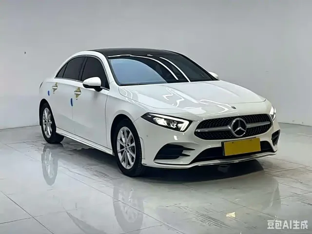 Mercedes-Benz A-Class — Фото автомобиля 3
