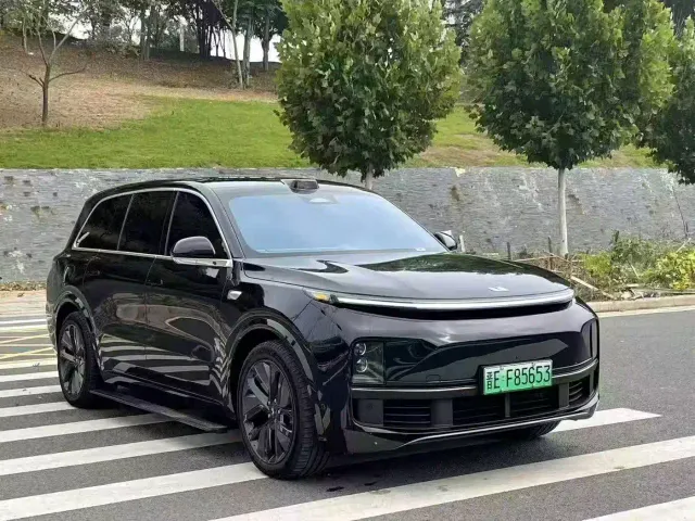 Li Auto L9 — Фото автомобиля 3