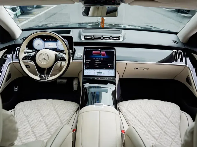 Mercedes-Benz Maybach S-Class — Фото автомобиля 16