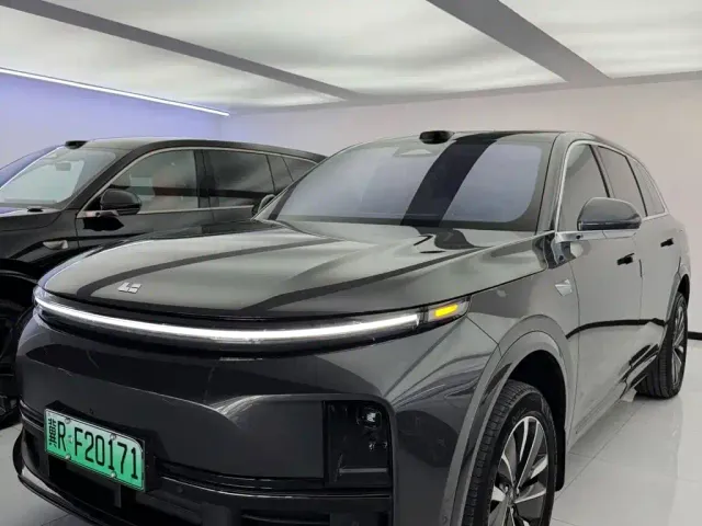 Фотография автомобиля — Li Auto L7