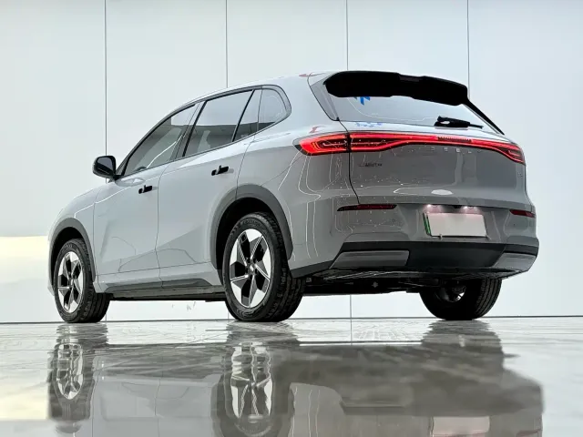Geely Galaxy E5 — Фото автомобиля 14