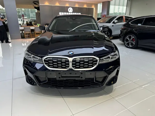 BMW 3 Series — Фото автомобиля 2