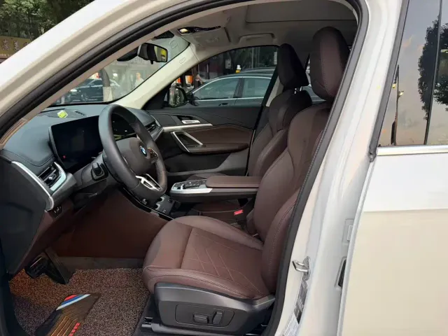 BMW X1 — Фото автомобиля 5