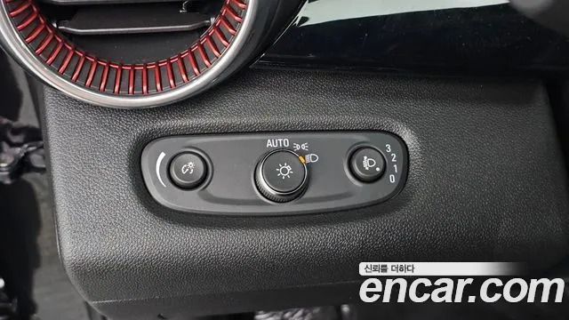 ChevroletGMDaewoo Trax Trax Кроссовер — Фото автомобиля 15