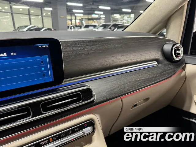 Mercedes-Benz V-Class — Фото автомобиля 7
